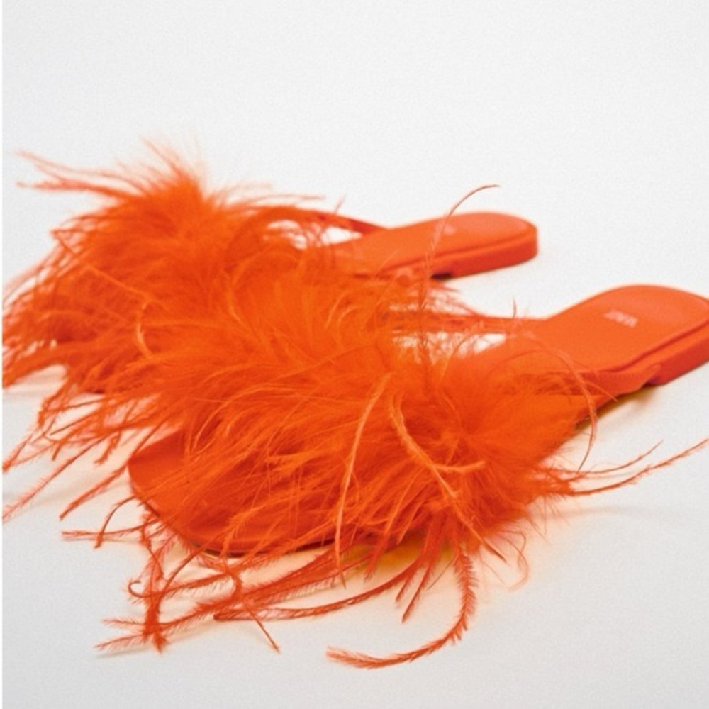 Zara feather sandals *brand new*